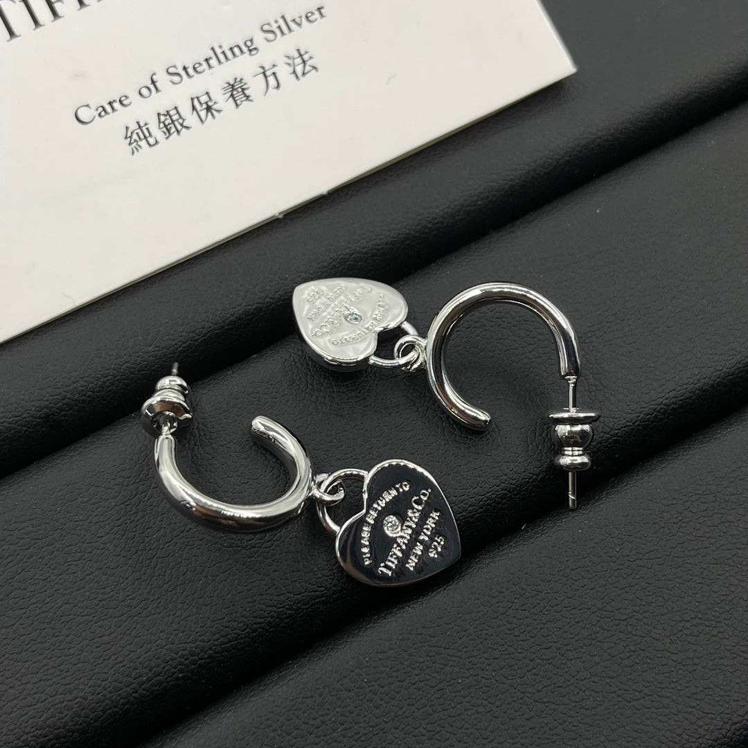 Tiny Girl Cute Earrings.