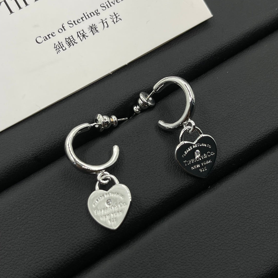 Tiny Girl Cute Earrings.