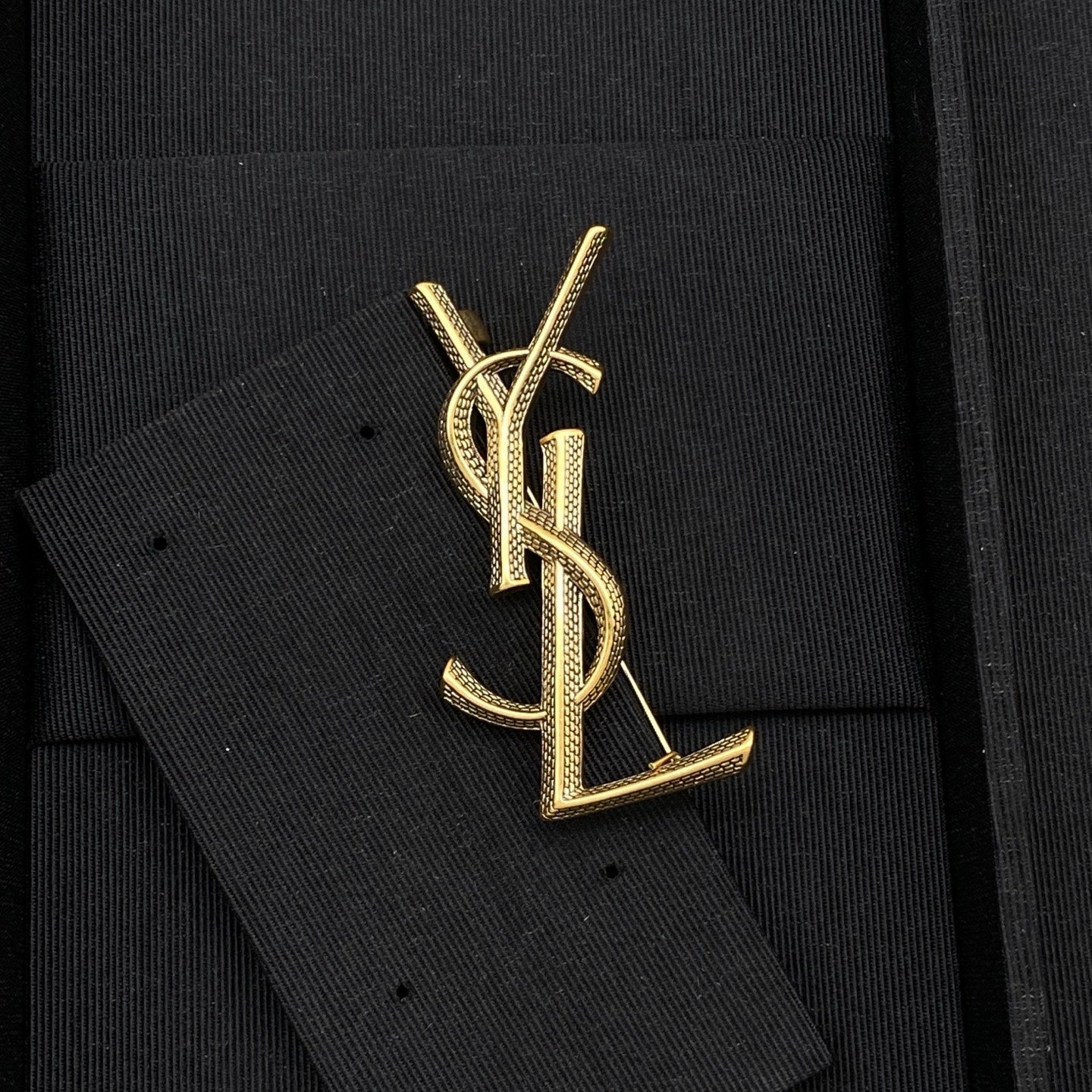 Yes Girl Creative Design Brooch